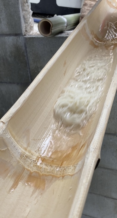流しそうめん